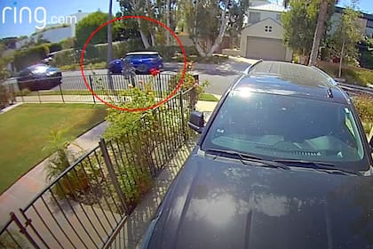 El carro de Anne Heche a toda velocidad en el vecindario