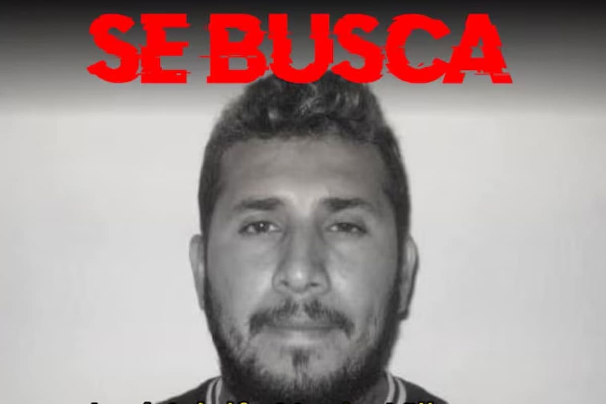 El cartel de búsqueda con una imagen de alias Fito