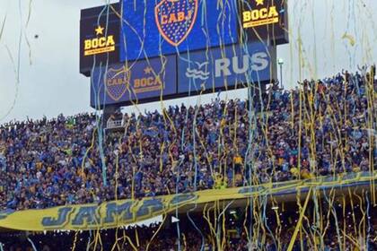 El cartel electrónico de la Bombonera, siempre un termómetro para conocer el sentimiento del hincha de Boca con respecto a la actualidad de los jugadores