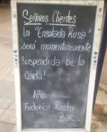El cartel que se volvió viral en redes sociales.