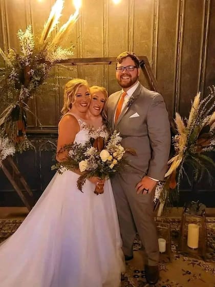 El casamiento de Abby y Josh sucedió en 2021 y hasta 2024 no realizaron la fiesta