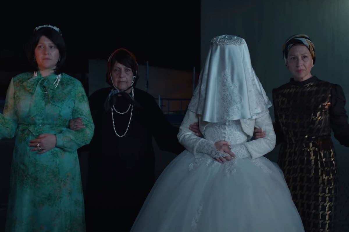 El casamiento de Esther Shapiro, la protagonista de "Unorthodox" (Netflix).