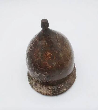 El casco de bronce sobrevivió a la batalla de las Islas Egadas en el 241 a.C, en plena expansión del Imperio Romano