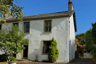 Compraron una casa y hallaron cuatro palabras escalofriantes escritas en el sótano