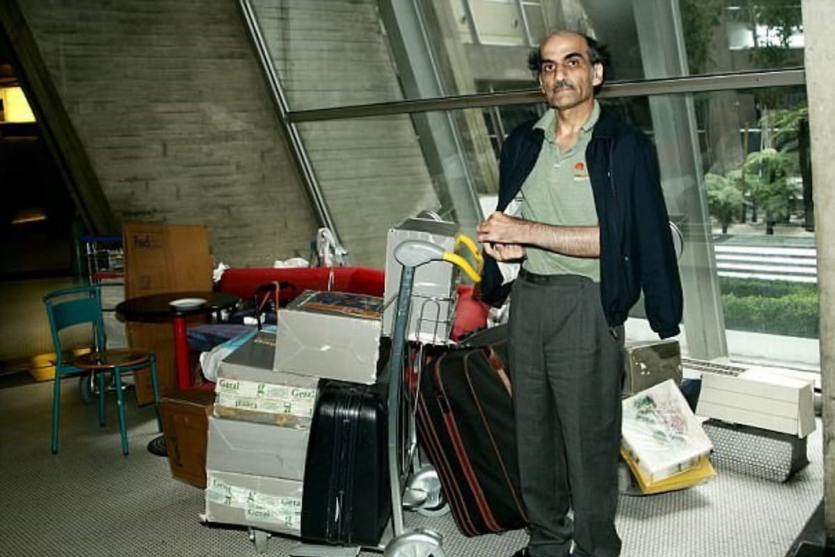 El caso de Mehran Karimi Nasseri inspiró la película La terminal, protagonizada por Tom Hanks