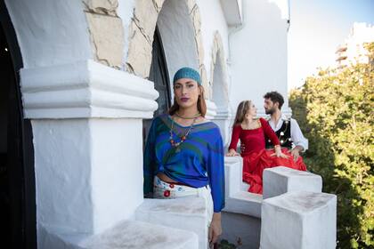 "El castillo de Sandro", una propuesta de danza para salir al balcón, subir y bajar escaleras