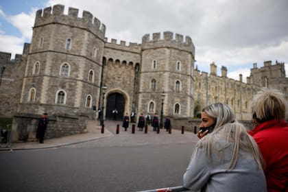 El Castillo de Windsor, al oste de Londres, en plenos preparativos para el funeral de Felipe