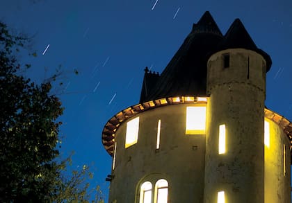 El castillo Gwynn en realidad es la residencia de sus creadores Mike y Jackie Freeman (CastilloGwynn/HomeandFarm)