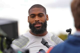 El cazamariscales de Broncos Jonathon Cooper se declara inocente en caso de violencia doméstica