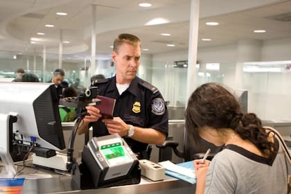 El CBP va a recibir US$18.200 millones en el año fiscal 2027 con la ley aprobada desde la Cámara de Representantes