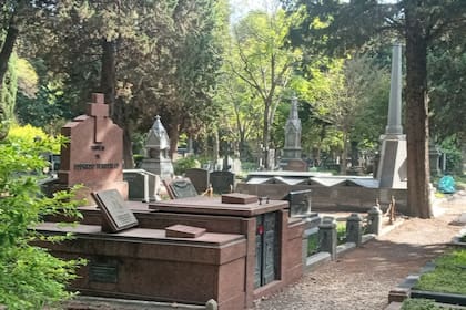 El Cementerio Británico se encuentra en Av. Elcano 4568, CABA