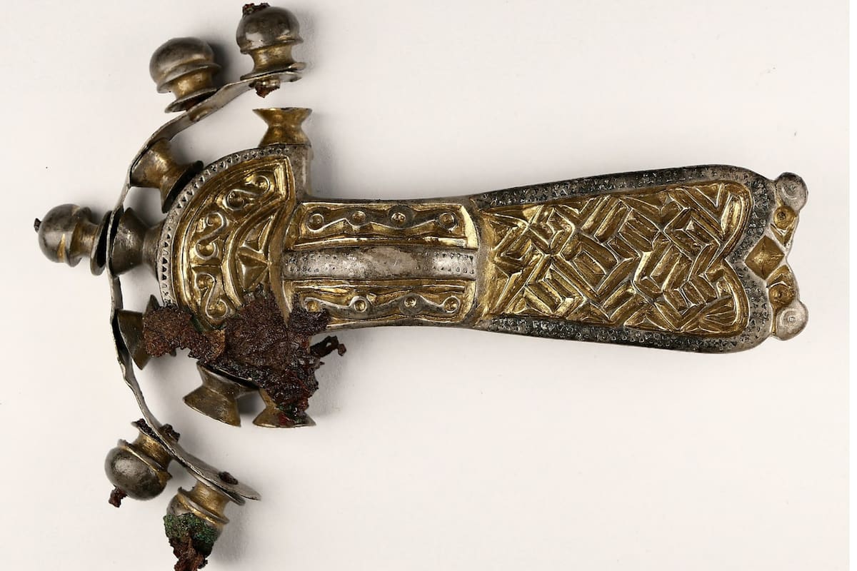 El cementerio fue fechado en el siglo V d.C., alrededor de la época del colapso de la parte occidental del Imperio Romano y el comienzo de la Edad Media