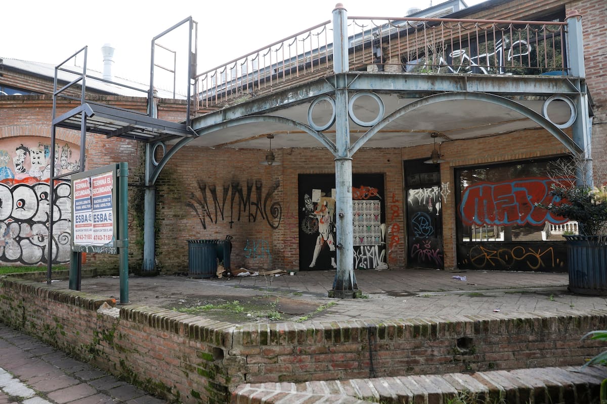 El Centro Comercial del Tren de la Costa San Isidro: De icono del glamour a símbolo del abandono