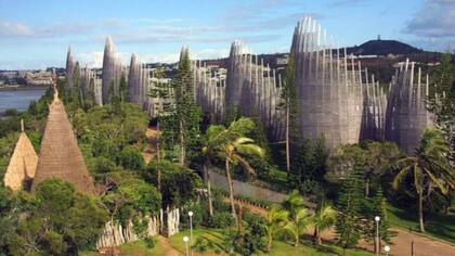 El Centro cultural Tjibaou en Nouméa. El archipiélago de Nueva Caledonia está ubicado a unos 1.500 kilómetros al este de Australia