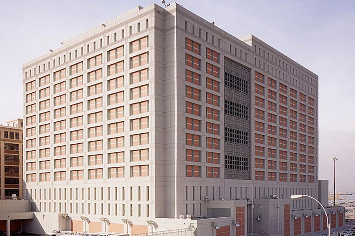 El Centro de Detención Metropolitano, en Sunset Park, Brooklyn