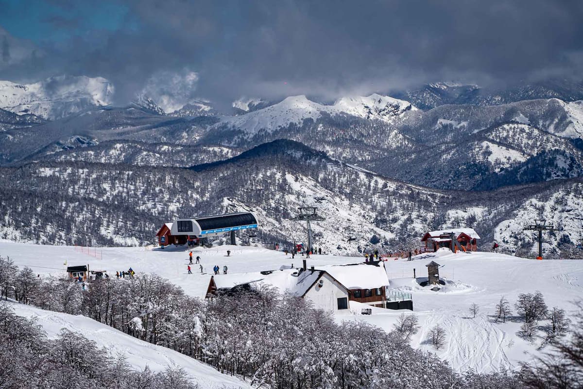 El centro de esquí del Cerro Chapelco volvió a licitarse después de 38 años.