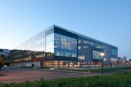 El centro de investigación y desarrollo (I+D) que la compañía tabacalera Philip Moris International tiene en Neuchâtel, Suiza