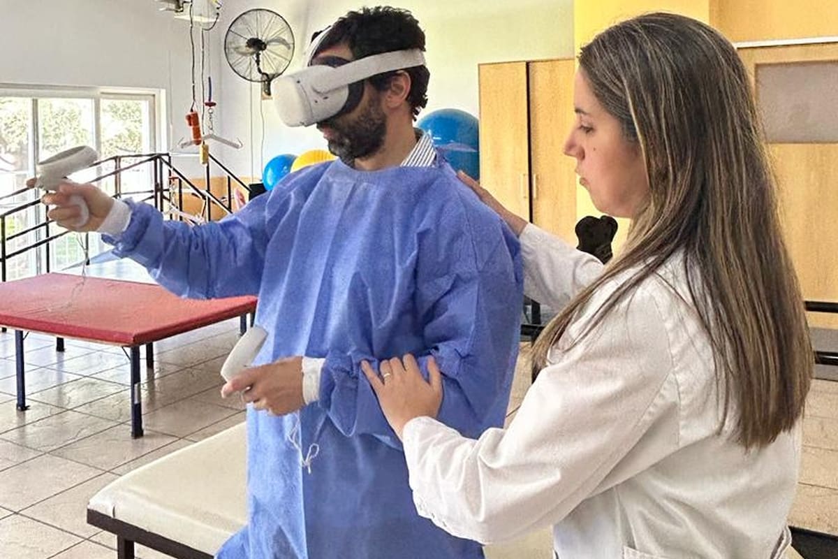 El Centro de Rehabilitación Los Pinos está experimentando con el uso de anteojos de realidad virtual en sus terapias