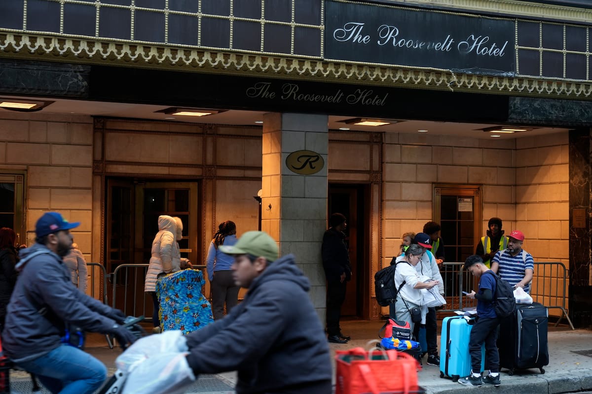 El centro del albergue para migrantes del Hotel Roosevelt cierra sus puertas el próximo 24 de junio