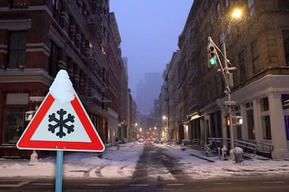 El centro del estado de Nueva York fue escenario de las nevadas más intensas del inicio de noviembre, con acumulaciones que superaron las nueve pulgadas (25 cm)