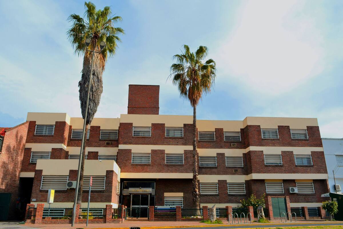 El centro fue inaugurado en el 2004 y aloja a 150 personas con diferentes tipos de discapacidad