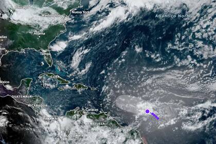 El Centro Nacional de Huracanes (NHC) monitorea una zona de baja presión (AL94) ubicada a 1100 km al sureste de las Antillas Menores
