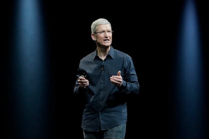 El CEO de Apple se unió al club de los multimillonarios, según Bloomberg