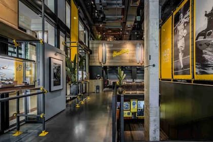 El CEO de Breitling se reunió con Milei y confirmó la apertura de su primera boutique en la Argentina