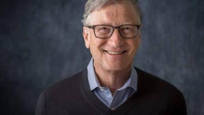 El CEO de Microsoft destacó que tiene un dispositivo de marca Samsung
Foto: EFE - Penguin Random House Bill Gates