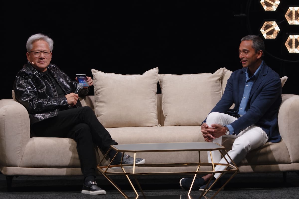 El CEO de Nvidia habla con Trump por teléfono