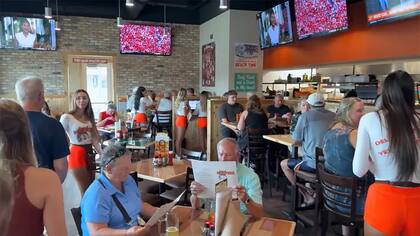El CEO de The Hooters aseguró que se implementarán cambios en los locales para volver a la esencia original