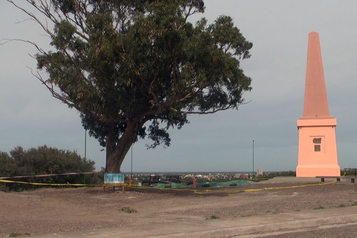 El Cerro de la Caballada se ubica a dos kilómetros de Carmen de Patagones