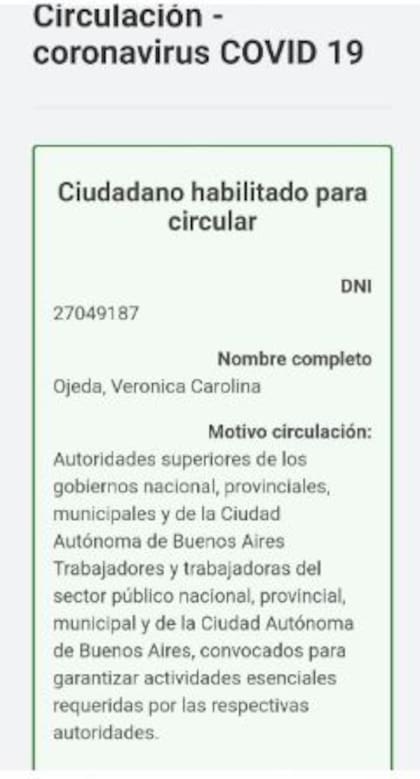 El certificado que mostró Vernónica Ojeda desde su celular en el control policial en Brandsen