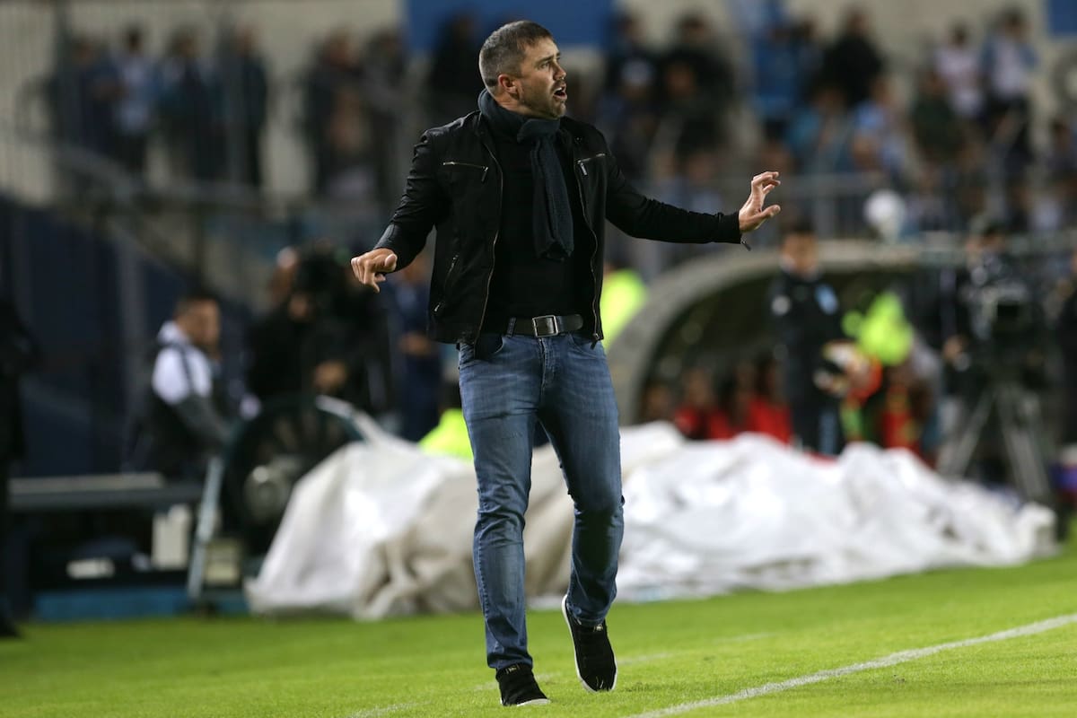 El Chacho quiere seguir en Racing, pero pone condiciones