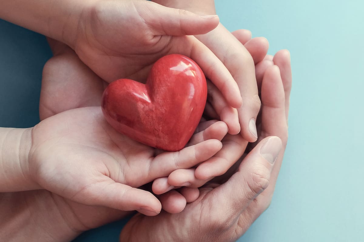 El chakra del corazón es la sede del amor incondicional y es el centro de energía que más está relacionado con la sanación completa del ser