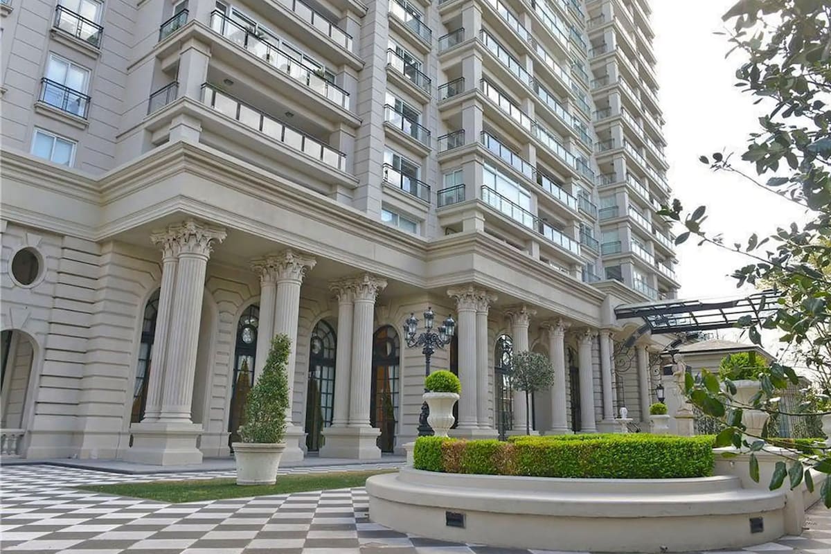 El Chateau Libertador está en el barrio de Núñez frente al Parque de la Innovación