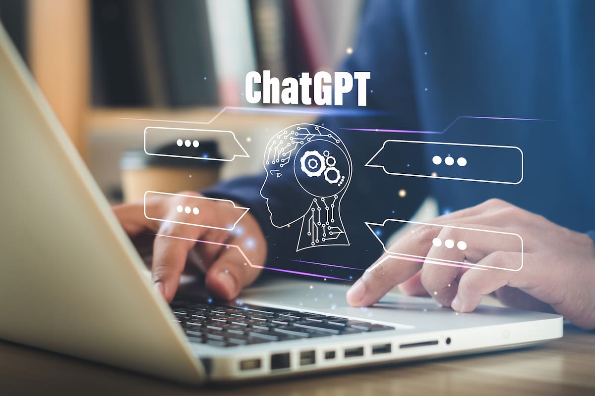 El ChatGPT puede redactar textos y resolver cálculos matemáticos