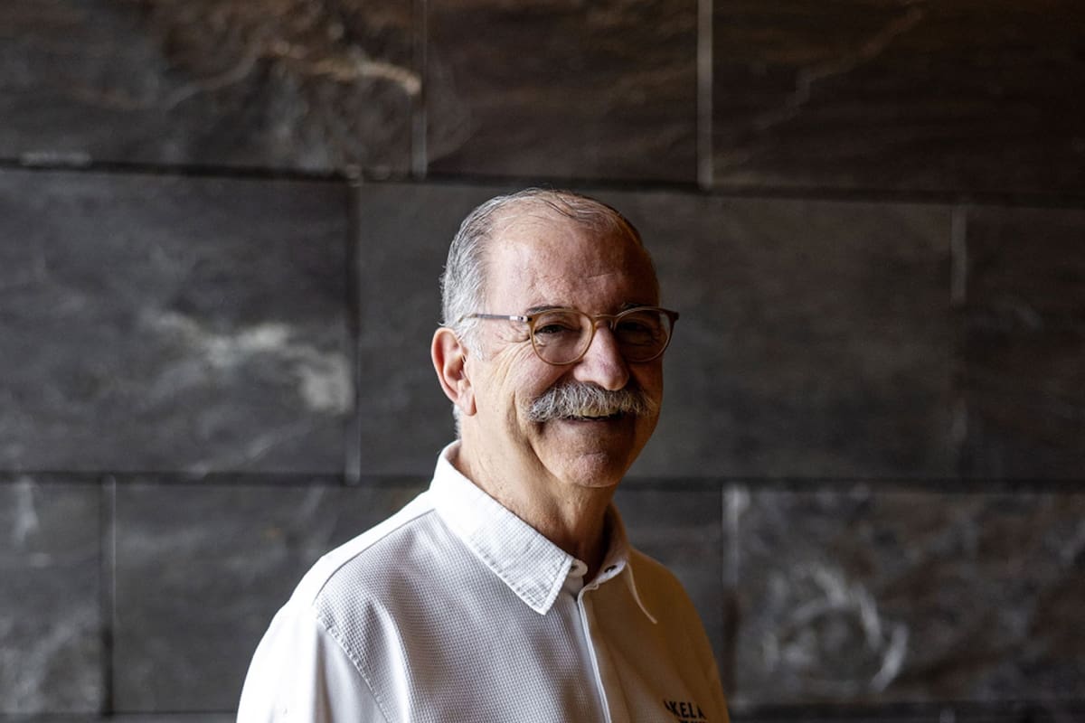 El chef español Pedro Subijana cumple 50 años al frente de los fuegos: ganó la primera estrella Michelin a los tres años de abrir, en 1978; la segunda, en 1982, y la tercera, en 2007