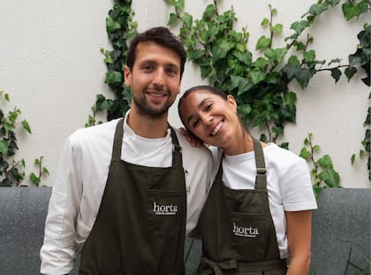 El chef Julián Galende recibirá en Alcanfor a Lucas Díaz y Clara Chavarría, responsables de Horta