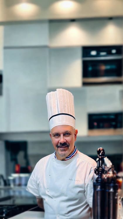El Chef Julio Lunghi creó una cocina de emociones.