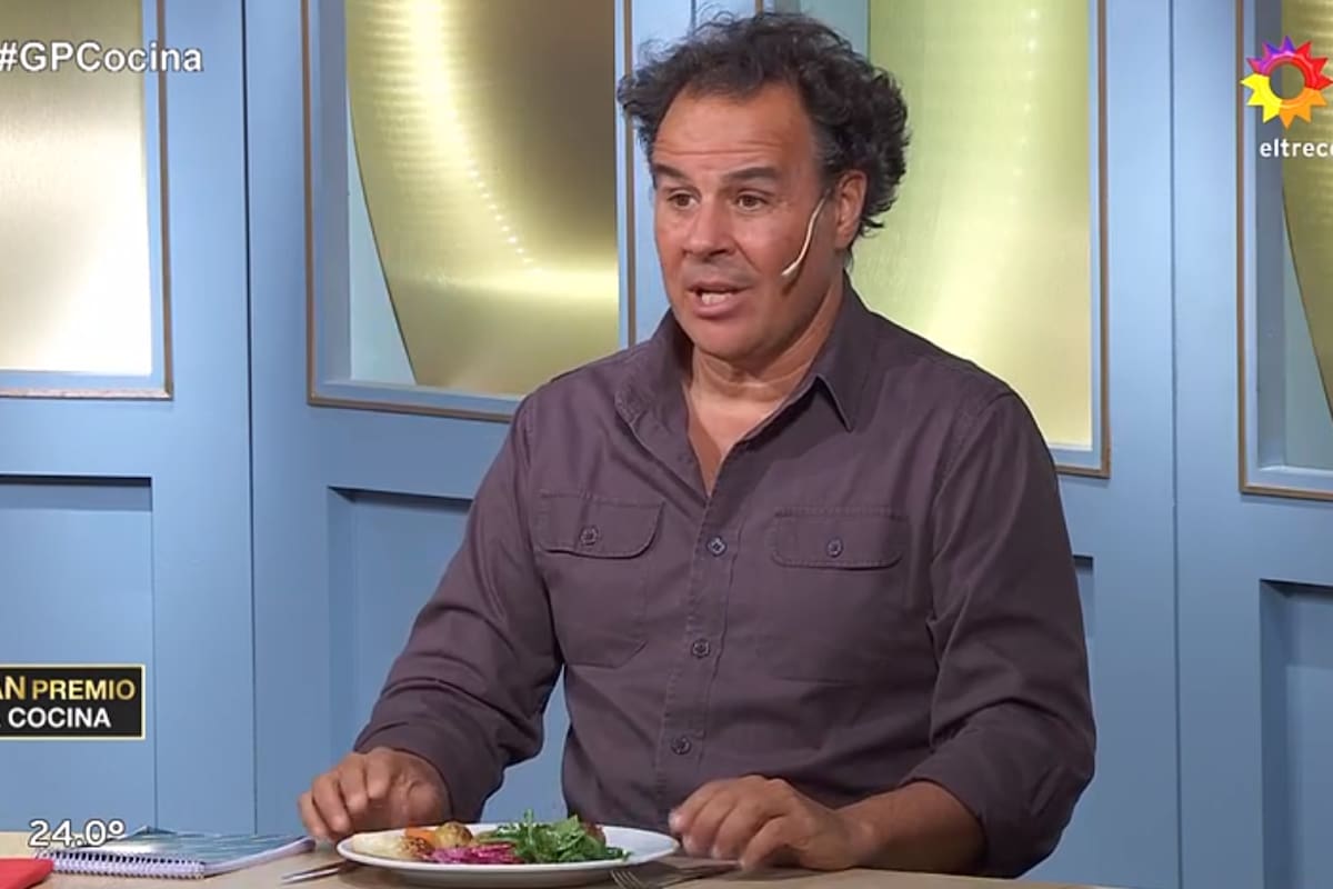 El chef no estuvo a gusto ayer en el reality culinario con las preparaciones principales que entregaron el equipo rojo y el verde