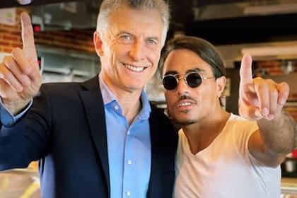 El chef publicó una foto en su cuenta de Instagram, a la que acompañó con una bandera argentina