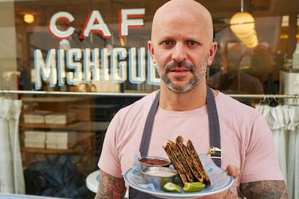 El chef Tomás Kalika, de Mishiguene, también apostó a los sándwiches en múltiples versiones