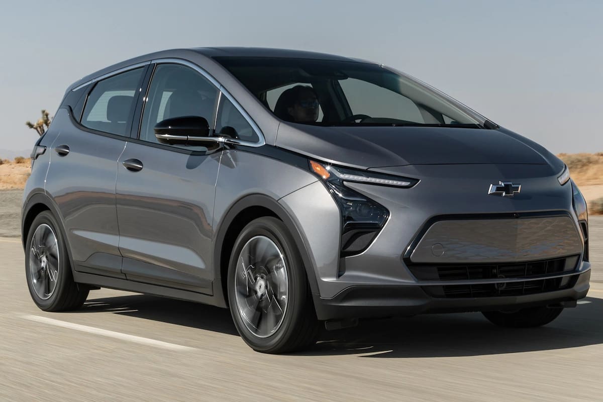 El Chevrolet Bolt 2027 volverá al mercado tras una pausa de tres años, con mejoras en autonomía, batería y conectividad que lo colocan en un segmento clave de los autos eléctricos en Estados Unidos