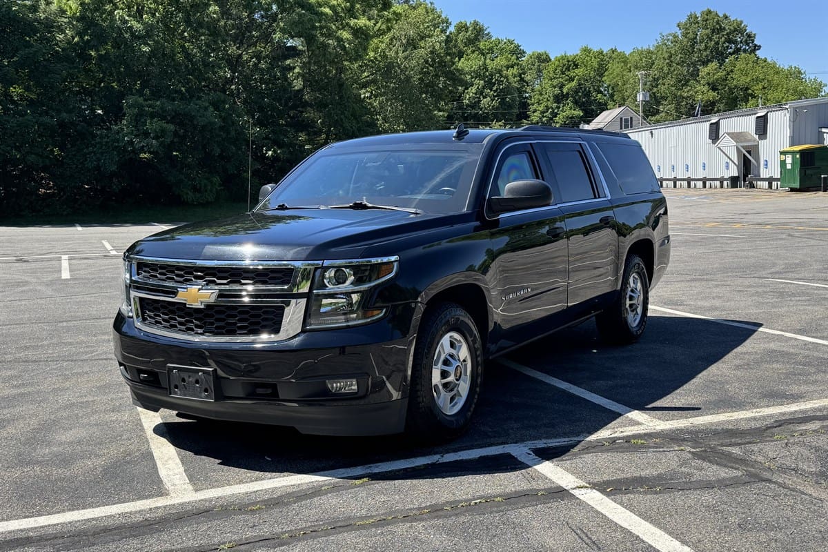 El Chevrolet Suburban HD (Heavy Duty) es un SUV modificado para el servicio de seguridad diplomático