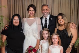El saludo de Rial a una de las hijas de su esposa: "Desconfiabas de mí"
