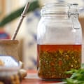 Qué es el chimichurri y cómo hacerlo en simples pasos