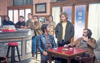 El Chino Darín, Lorenzo Ferro y Peter Lanzani, los tres protagonistas jóvenes de la historia