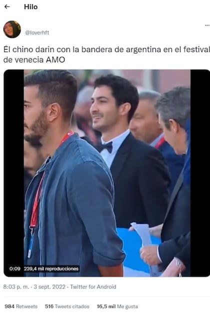 El Chino llevó la bandera argentina a la alfombra roja del Festival de Venecia y eso causó sensación en las redes