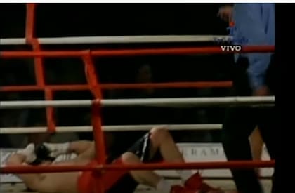 El Chino Maidana en la lona, cuando parecía que no se levantaría...